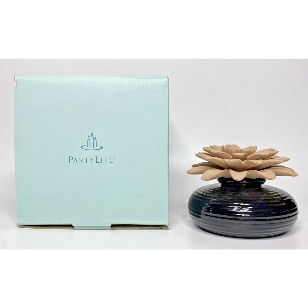 PartyLite Scents Of Ambiance Terra Cotta Blossom Retired NIB P14D/D802